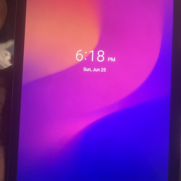 Kids tablet and beats all included (pickup only) - Picture 2 of 3